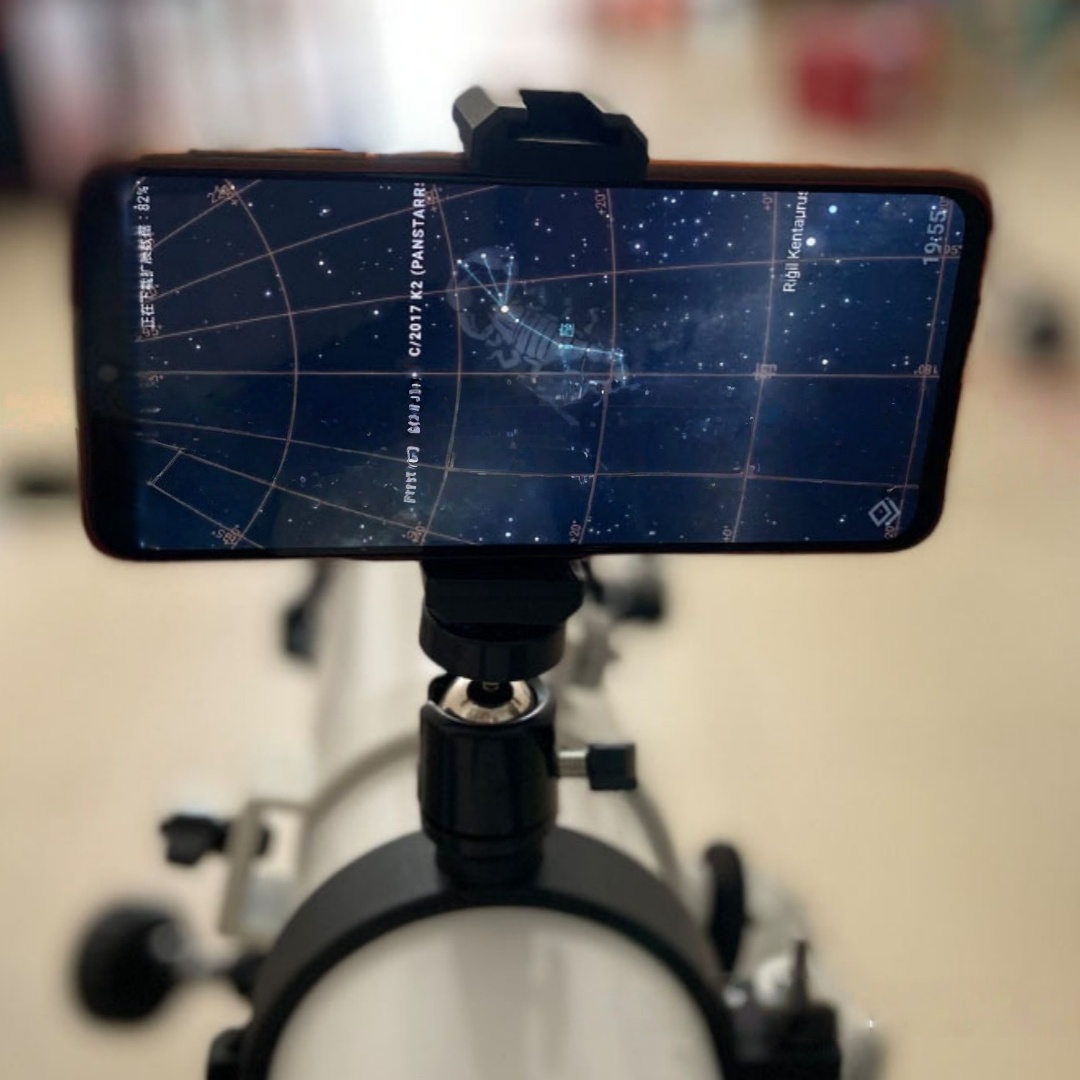 حامل تثبيت ذكي للهاتف مع تطبيق - مراجعة Phone Accessories App وسعره