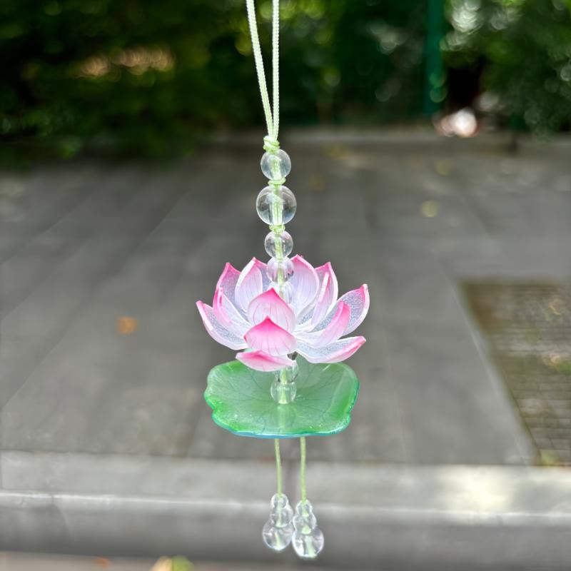 سلسلة مفاتيح جديدة بتصميم زهرة - مراجعة Phone Accessories For Your Car وسعره